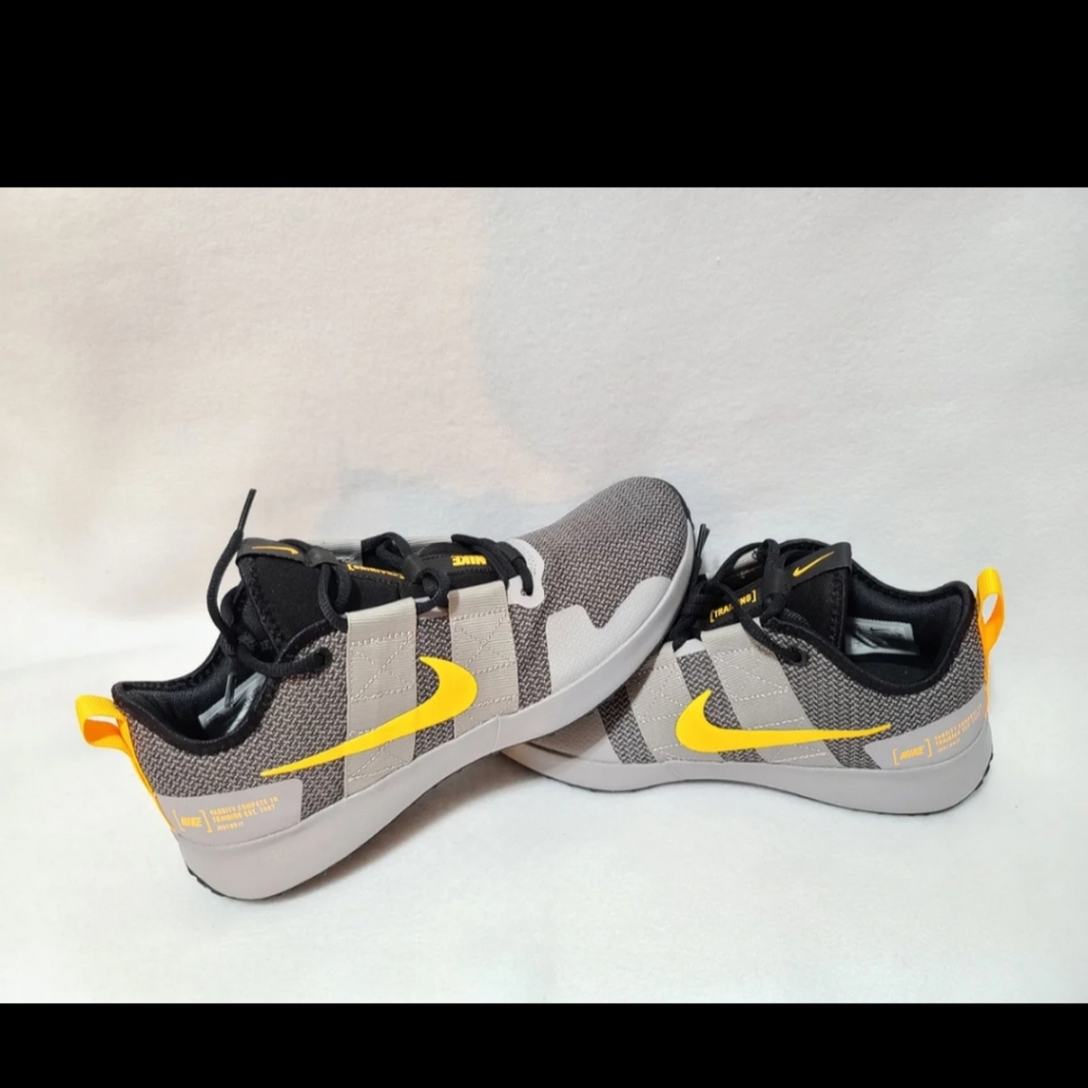 Nike Varsity Compete TR 2